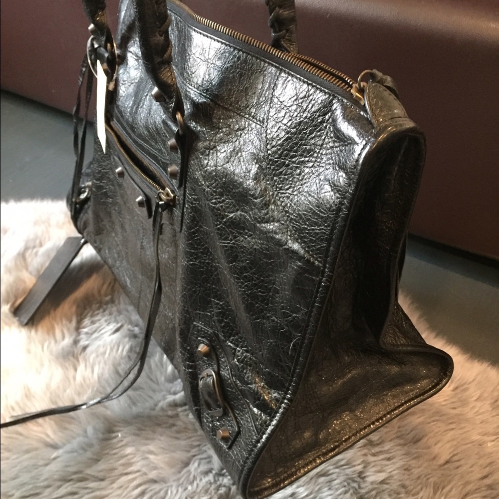 Authentic Balenciaga Sac